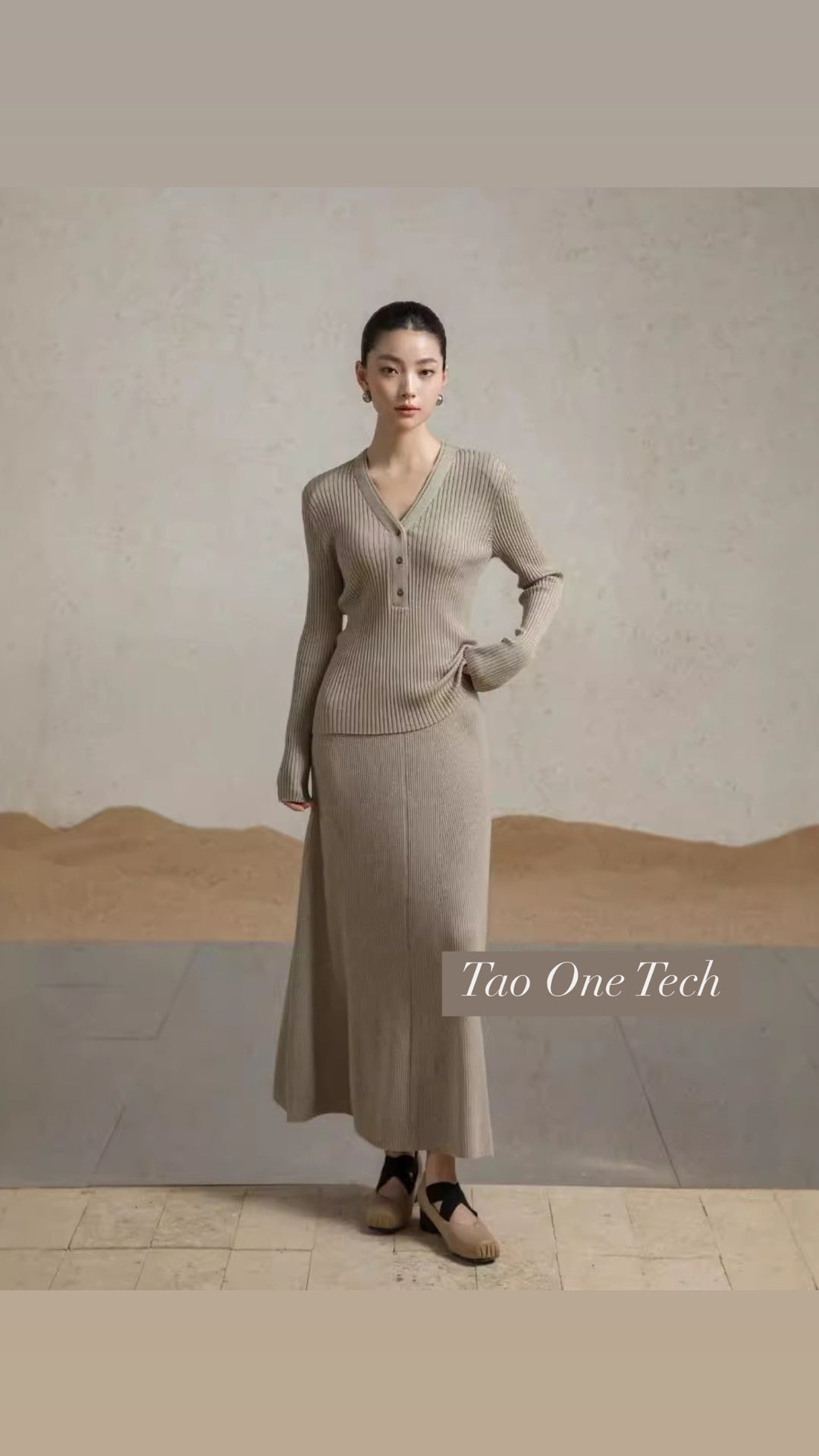 Tao One Tech™ • Zen Lotus Knit Skirt • High Waist • Mid-Length Hip Skirt• Breathable • Non-Itchy • Washable Wool Acrylic Blend