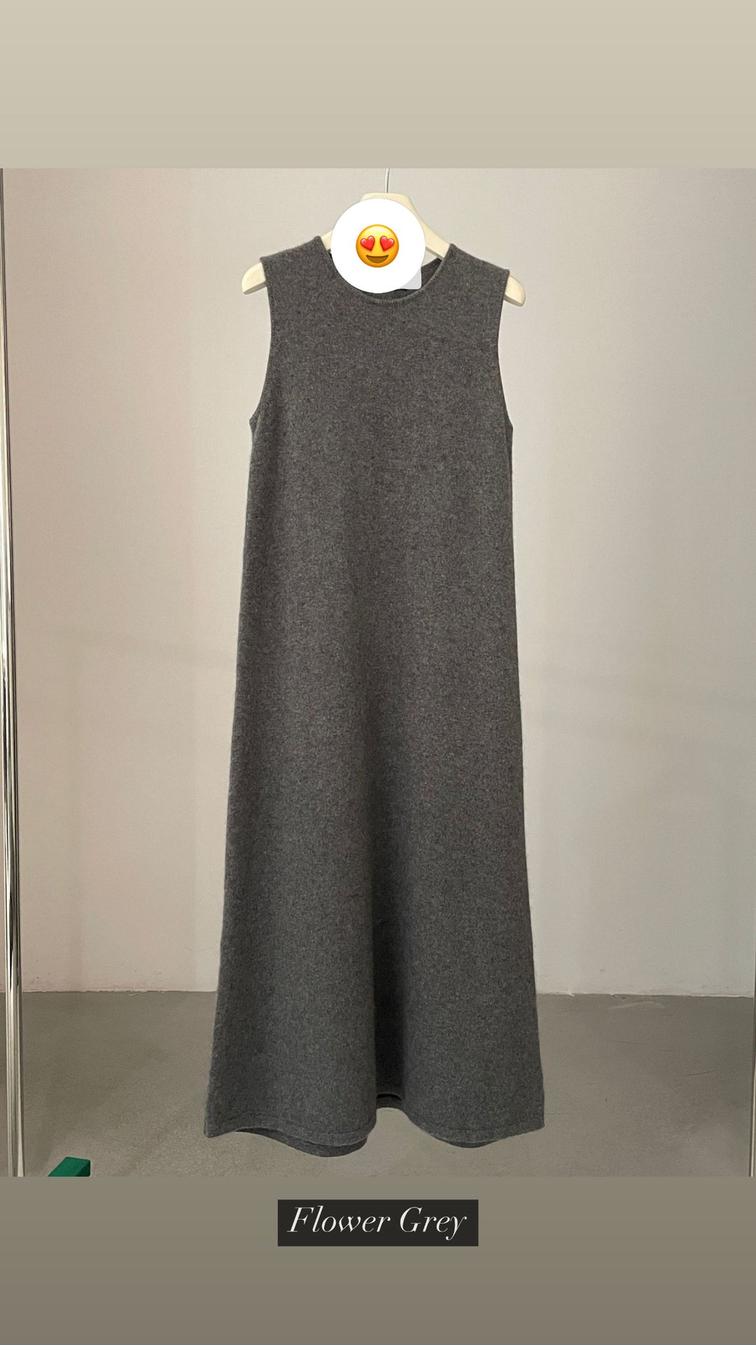 Tao One Tech™ • Zen Relaxed Wool Dress • Elegant Perfection • Sleeveless • Breathable • Cozy Warmth • High Quality Wool