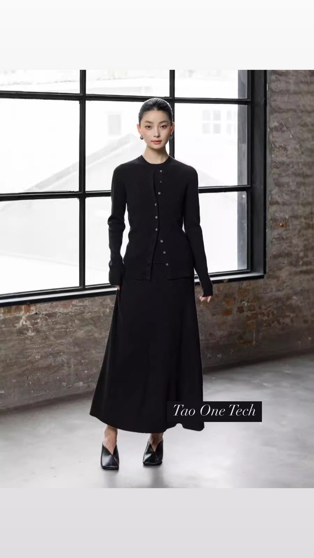 Tao One Tech™ • Zen Lotus Knit Skirt • High Waist • Mid-Length Hip Skirt• Breathable • Non-Itchy • Washable Wool Acrylic Blend