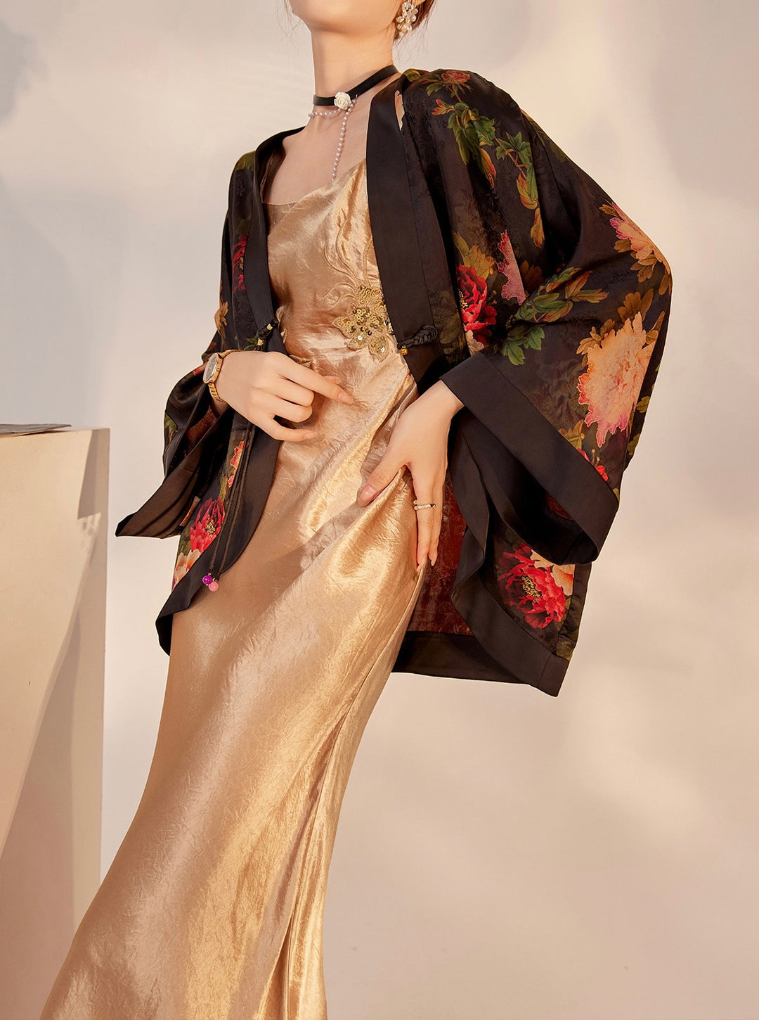 Tao One Tech™ • Zen Floral Kimono • Peony Jacquard Art • Silky • Flowy