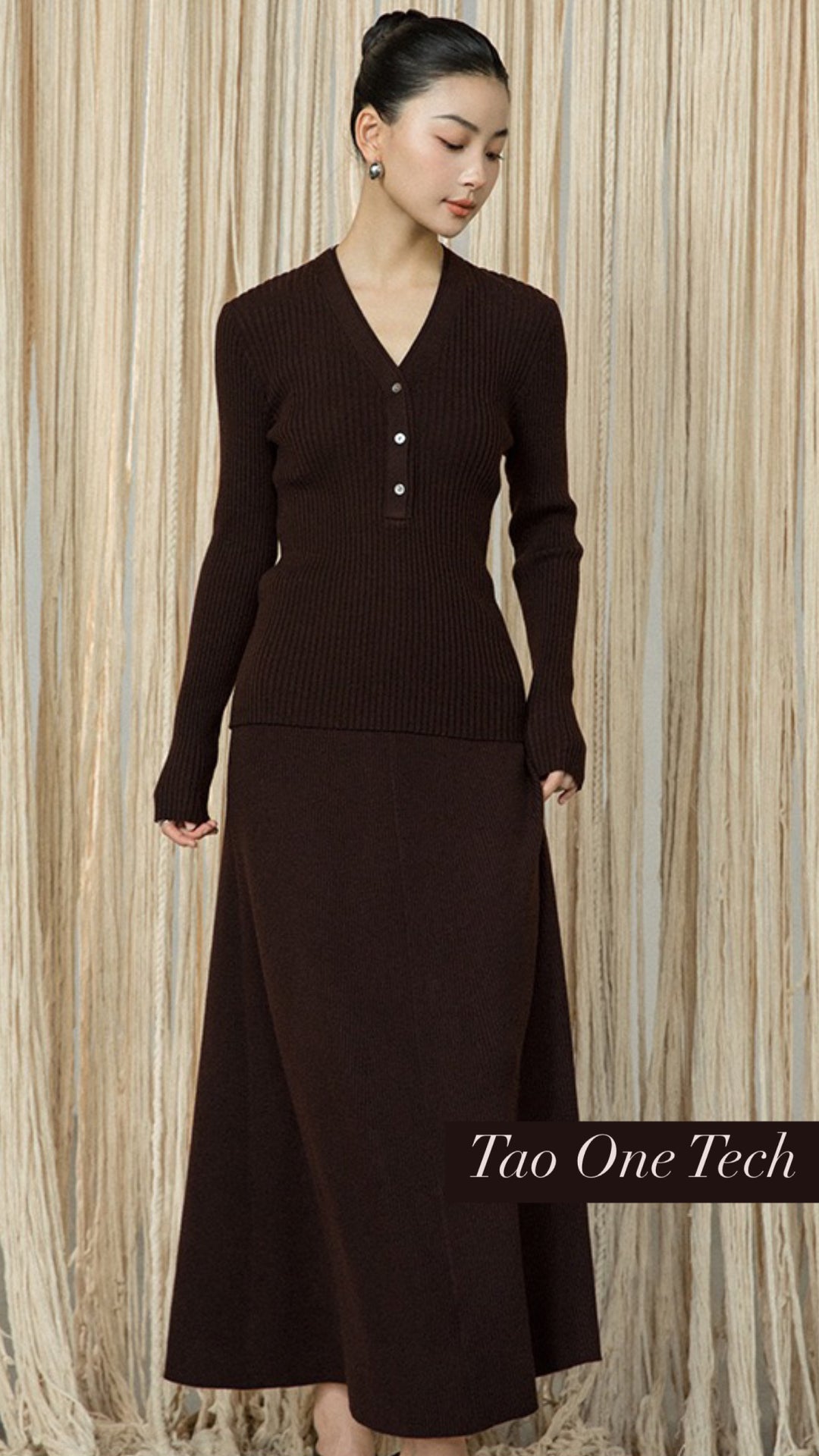 Tao One Tech™ • Zen Lotus Knit Skirt • High Waist • Mid-Length Hip Skirt• Breathable • Non-Itchy • Washable Wool Acrylic Blend