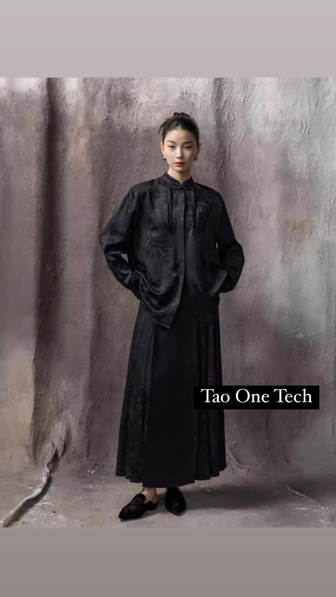 Tao One Tech™ • Zen Tassel Button Up Shirt • Bamboo Art Embroidery • Ancient Garden Jacquard Pattern • Heaven’s Silk Rayon Linen • Tencel Lyocell