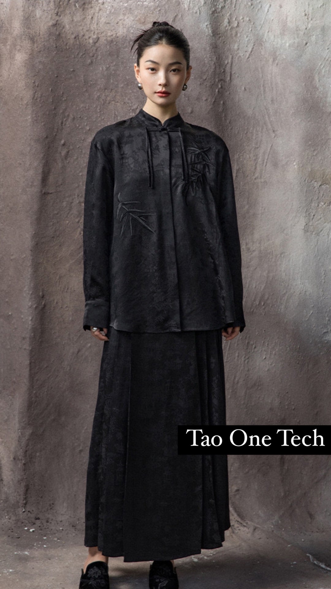 Tao One Tech™ • Zen Tassel Button Up Shirt • Bamboo Art Embroidery • Ancient Garden Jacquard Pattern • Heaven’s Silk Rayon Linen • Tencel Lyocell